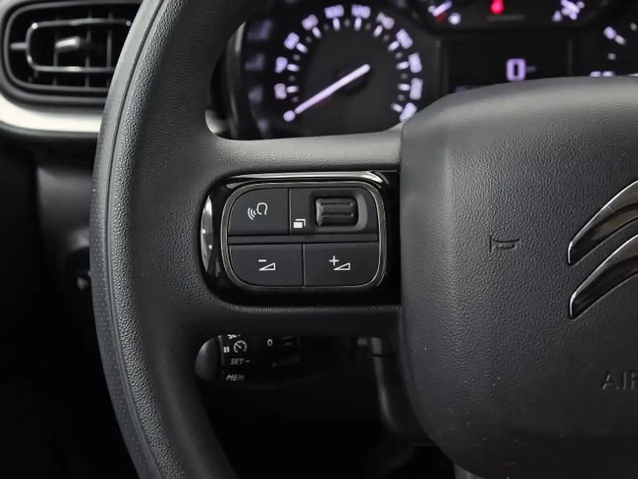 Citroen C3 PureTech 60KW (83CV) Plus — معرض صور السيارة 18