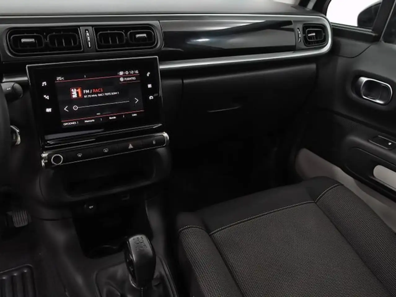 Citroen C3 PureTech 60KW (83CV) Plus — معرض صور السيارة 12
