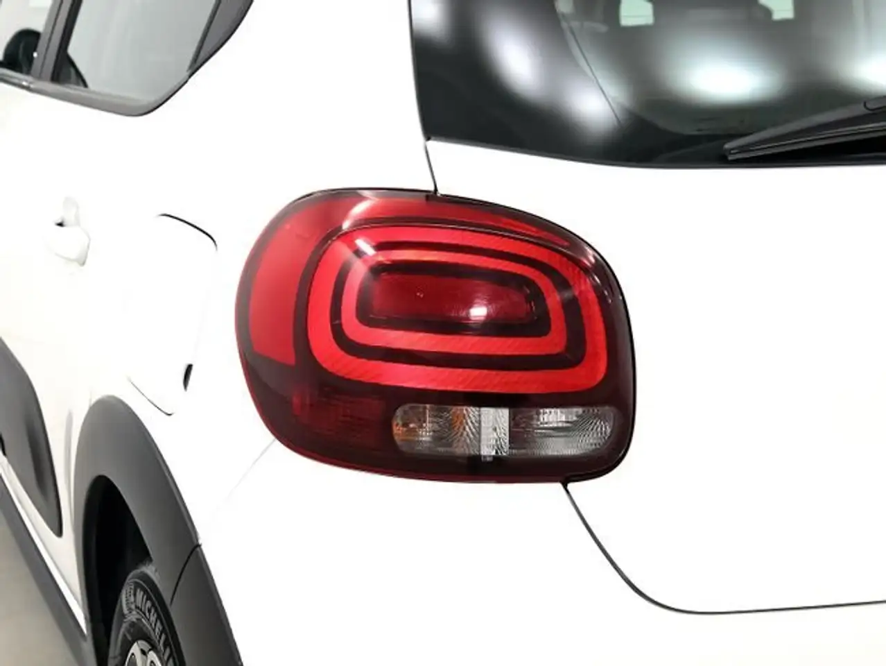Citroen C3 PureTech 60KW (83CV) Plus — معرض صور السيارة 31