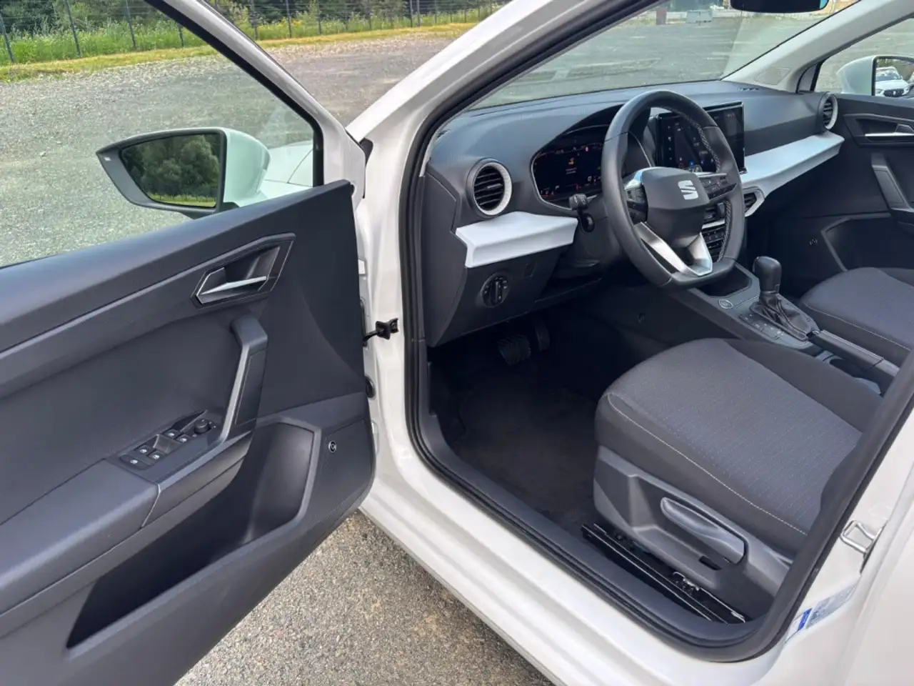 SEAT Ibiza Style Edition Panorama Navi Digitales Cockpit Soun — معرض صور السيارة 8
