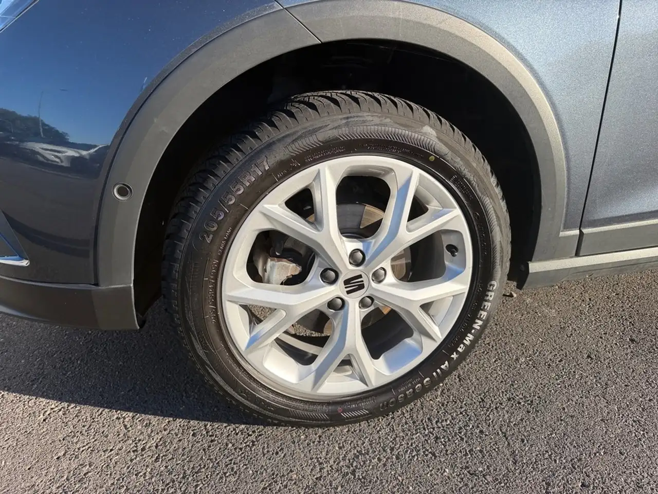 SEAT Arona 1,0 TSI FR-Line DSG — Galería del vehículo 3