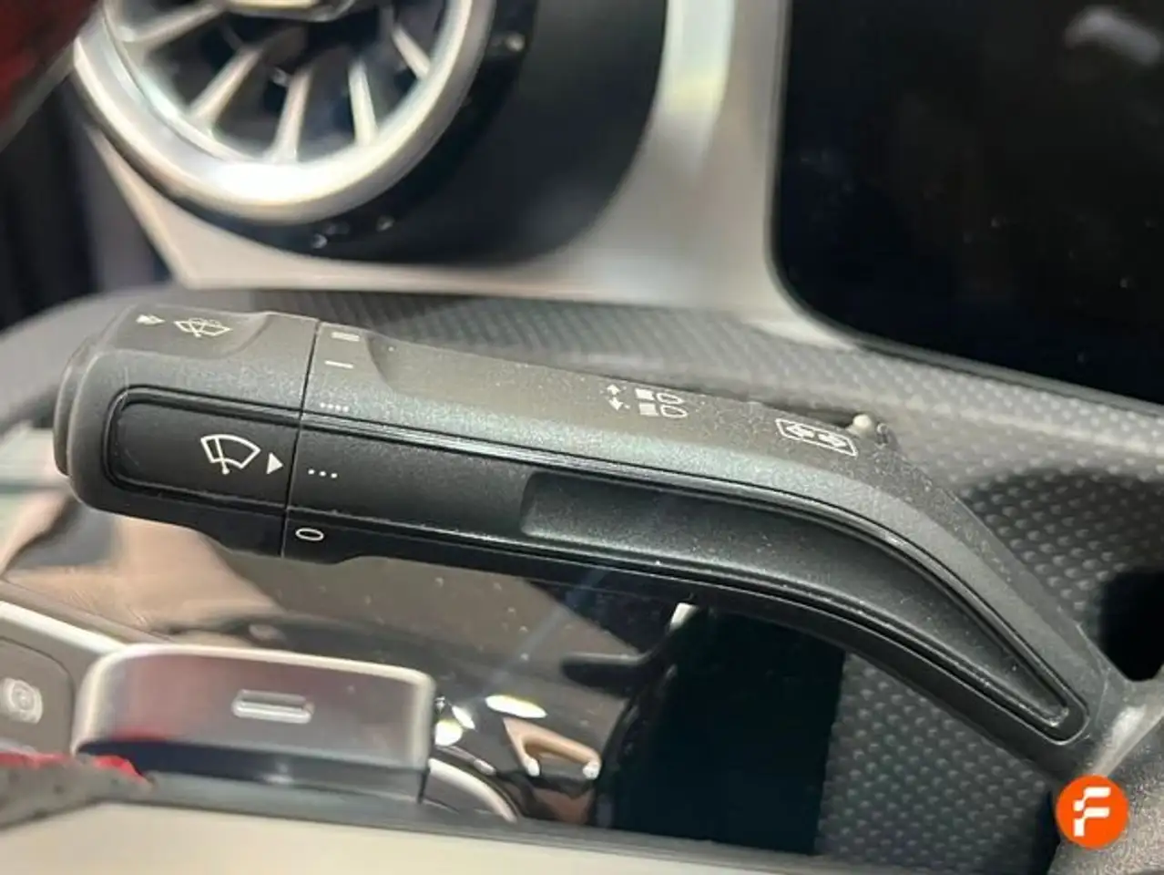 Mercedes-Benz CLA 200 — Galerie du véhicule 17