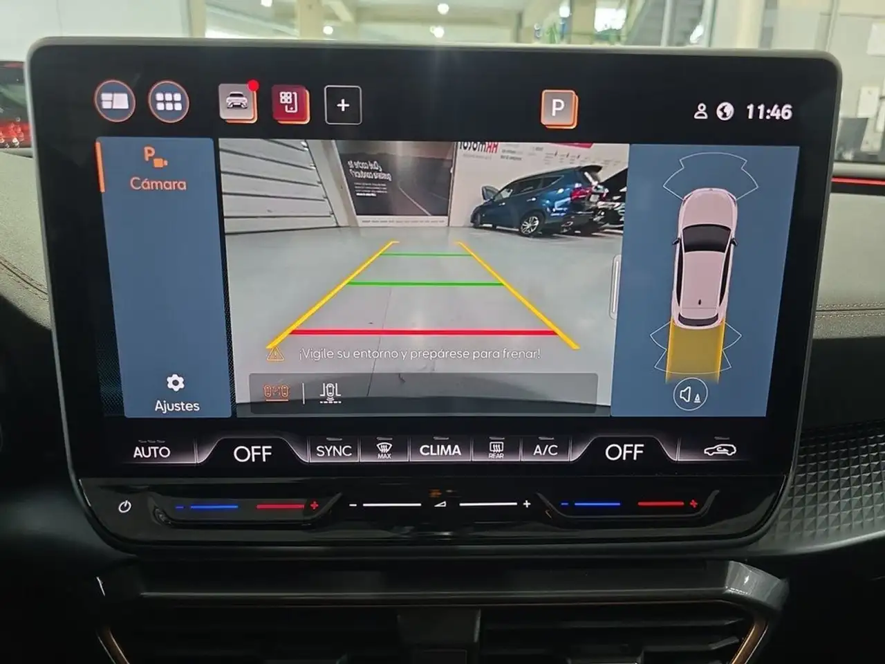CUPRA Leon 1.5 eTSI 110 DSG — Galerie du véhicule 18