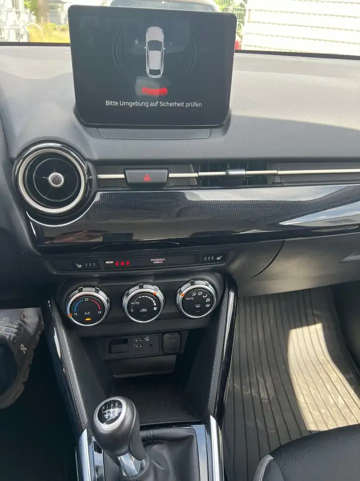 Mazda 2 Lim. / Mazda 6 Jahre Garantie / 1. Hand — Vehicle gallery 18