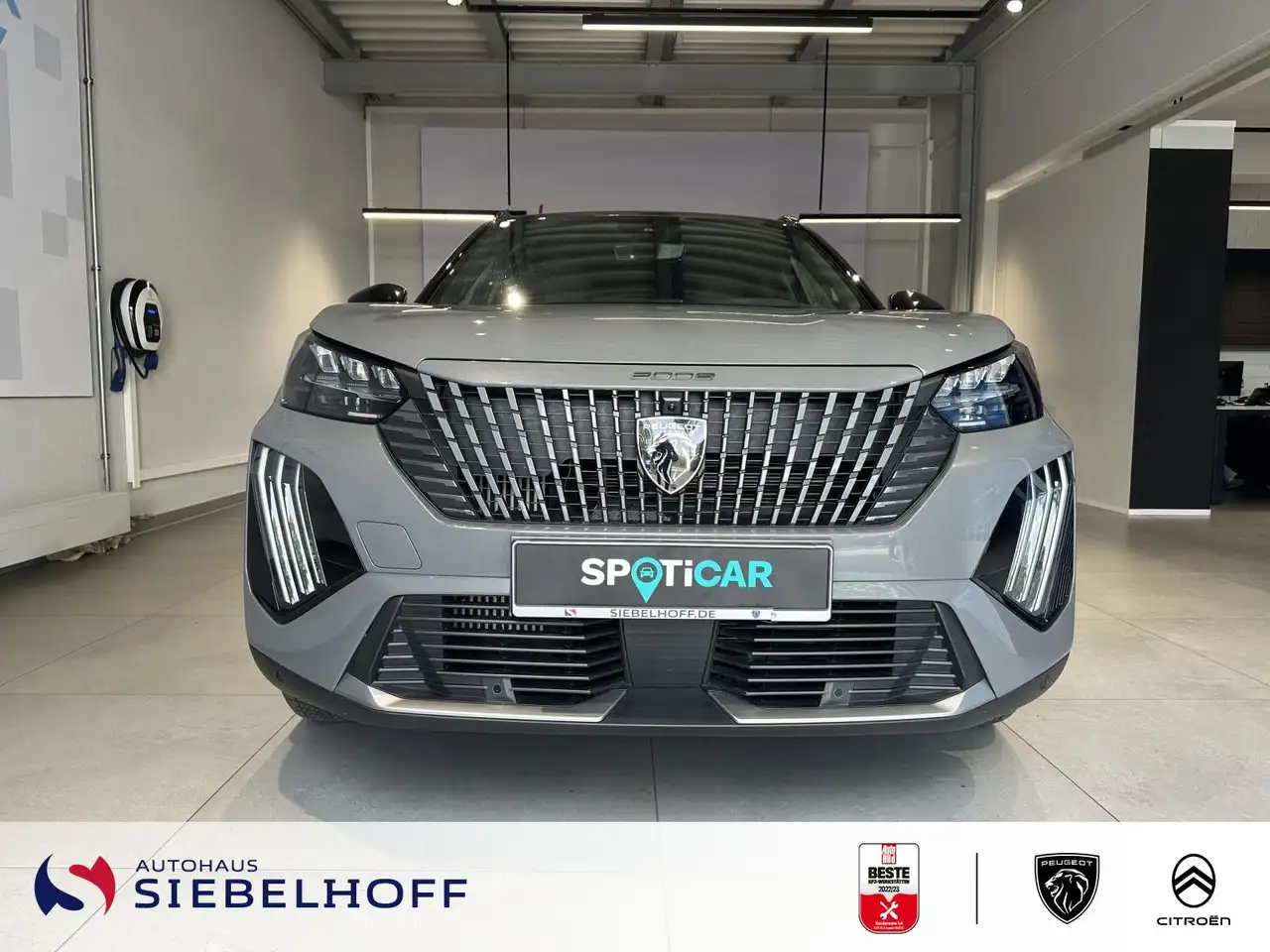 Peugeot 2008 GT PureTech 130 EAT8 — Vehicle gallery 3