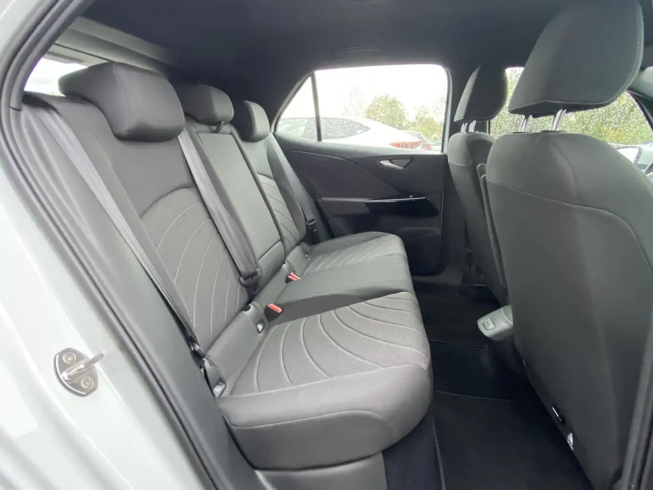 Volkswagen ID.3 Pro FACELIFT ASSISTENZPAKET+APP-CONNECT+KAM — معرض صور السيارة 18