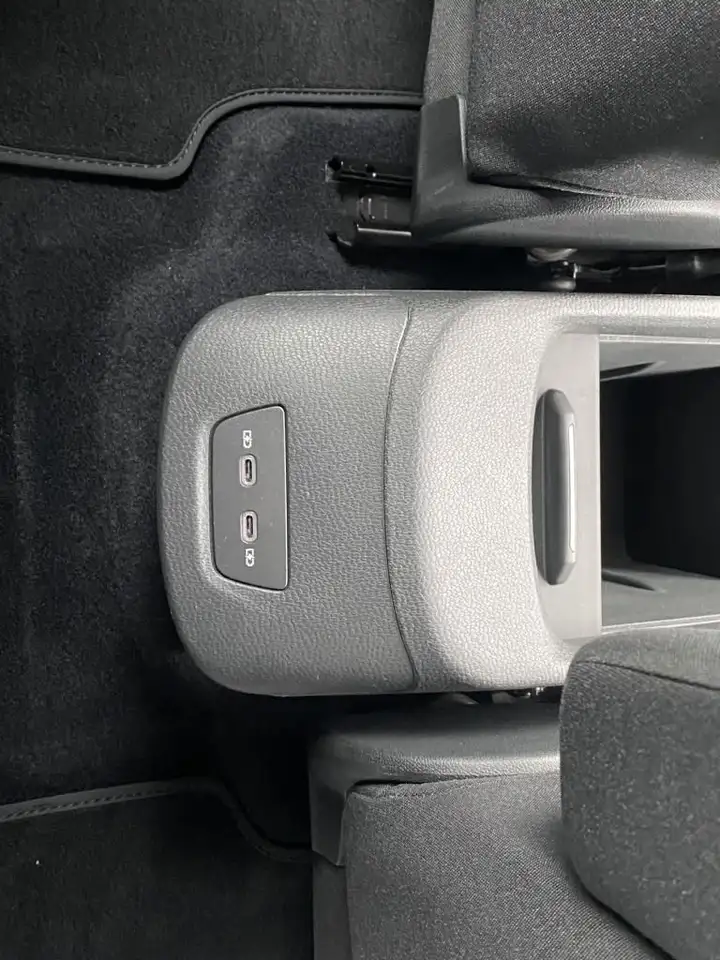Volkswagen ID.3 Pro FACELIFT ASSISTENZPAKET+APP-CONNECT+KAM — معرض صور السيارة 12