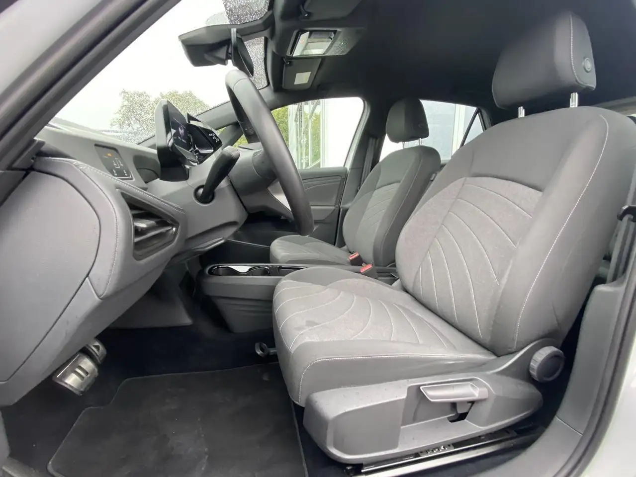Volkswagen ID.3 Pro FACELIFT ASSISTENZPAKET+APP-CONNECT+KAM — معرض صور السيارة 10