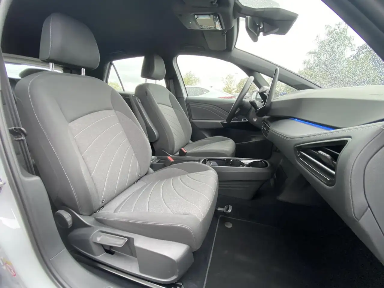 Volkswagen ID.3 Pro FACELIFT ASSISTENZPAKET+APP-CONNECT+KAM — معرض صور السيارة 19