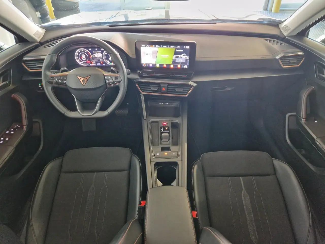 CUPRA Formentor 1.5 TSI DSG Sitzh, Full Link, Virtual Cockpit — Vehicle gallery 14