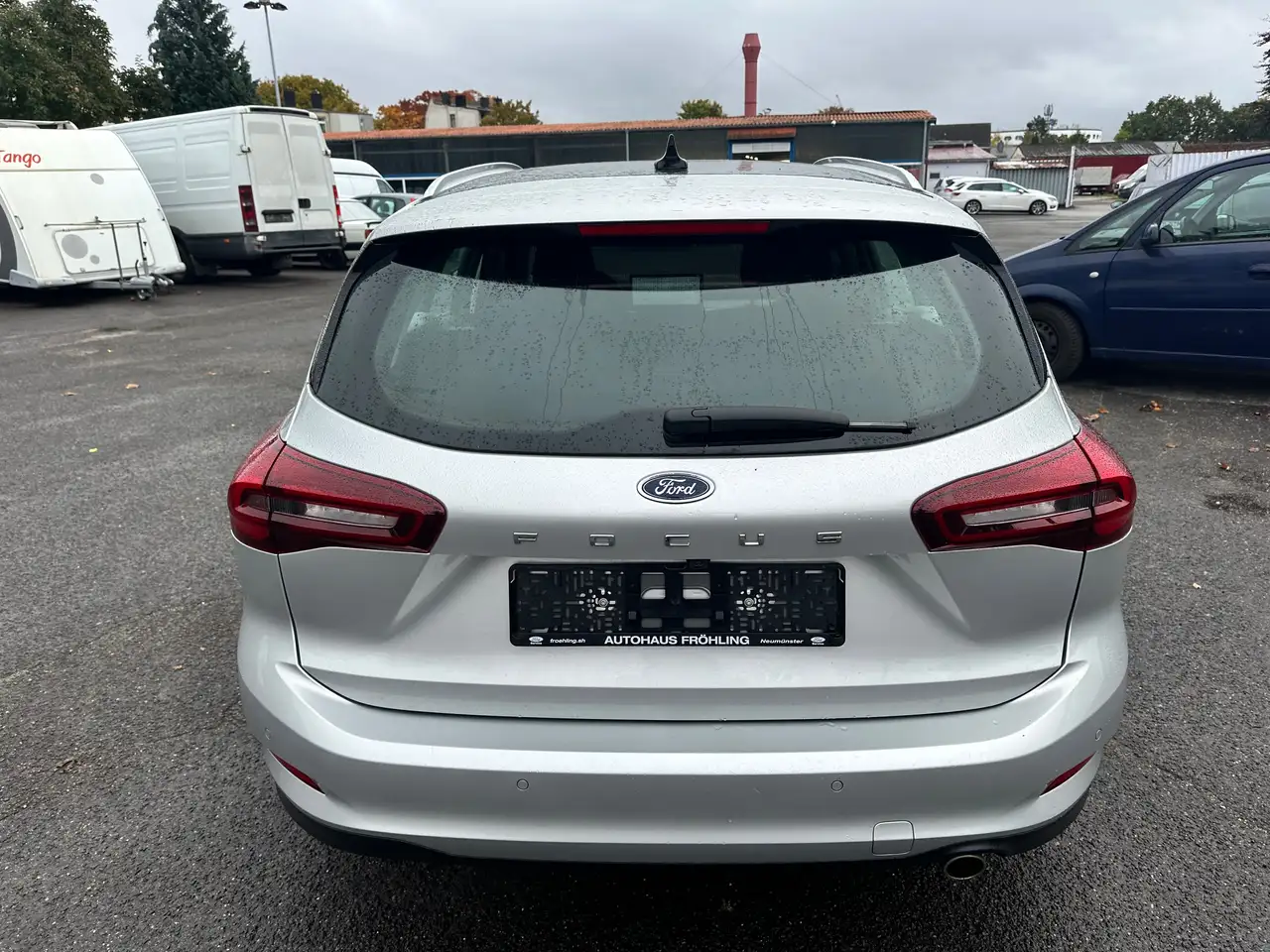 Ford Focus Titanium ACC, Panorama, AHK — Galería del vehículo 7
