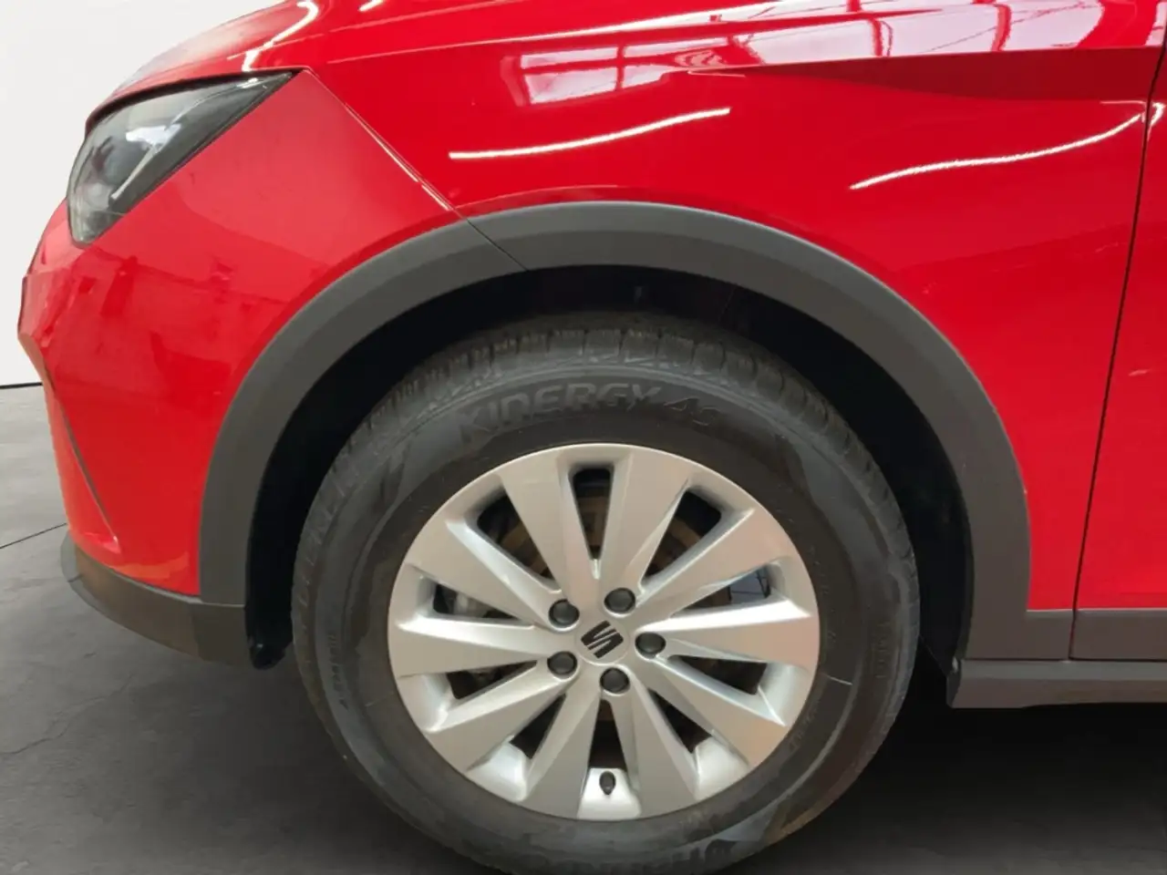 SEAT Arona 1.0 Style Edition Alu LED App-Connect PDC — Galería del vehículo 17