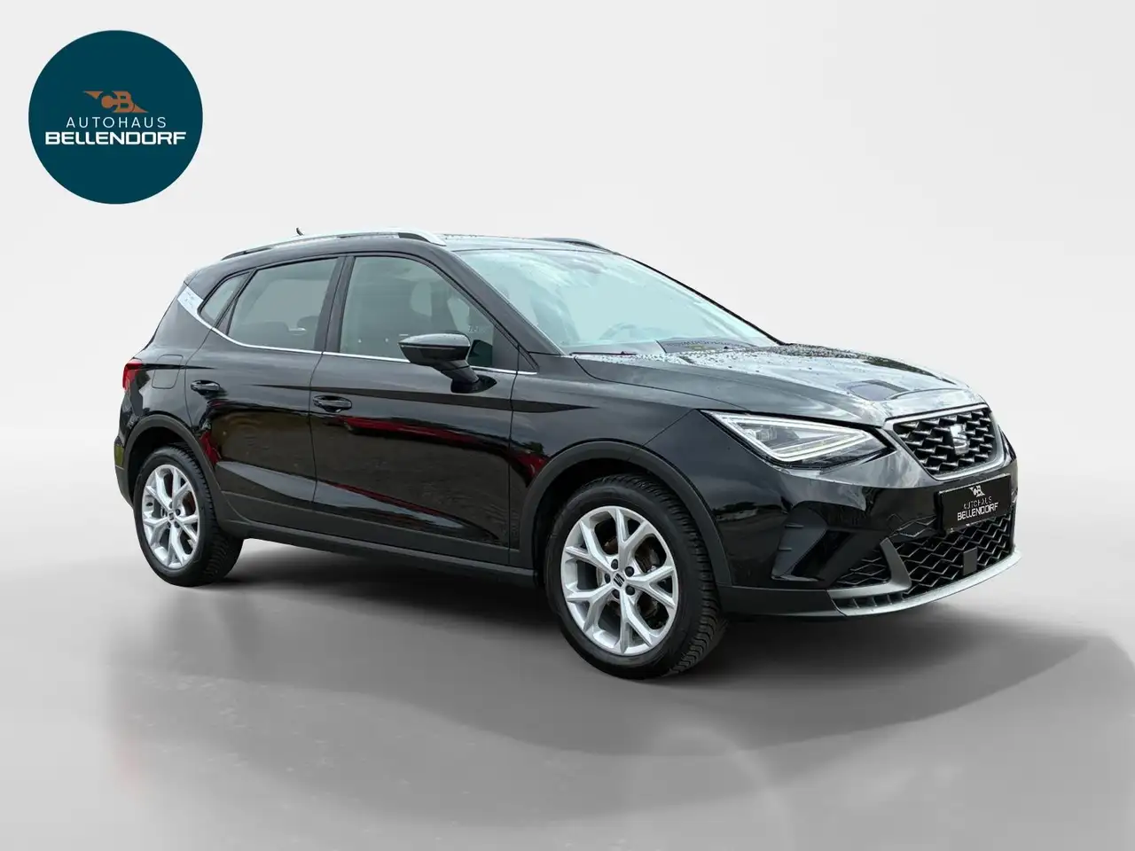 SEAT Arona 1.0 TSI FR Navi SHZ GJR — Vehicle gallery 7