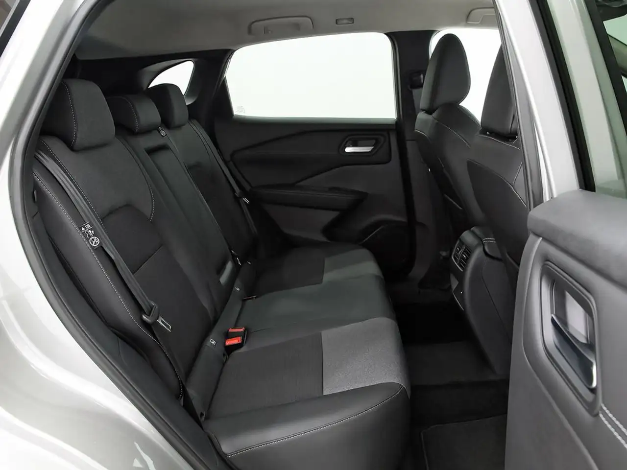 Nissan Qashqai DIG-T 103kW N-Connecta — Galería del vehículo 8
