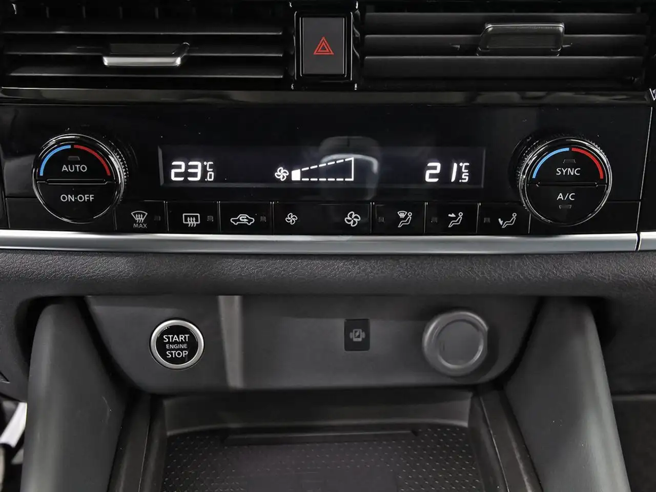 Nissan Qashqai DIG-T 103kW N-Connecta — Galería del vehículo 27