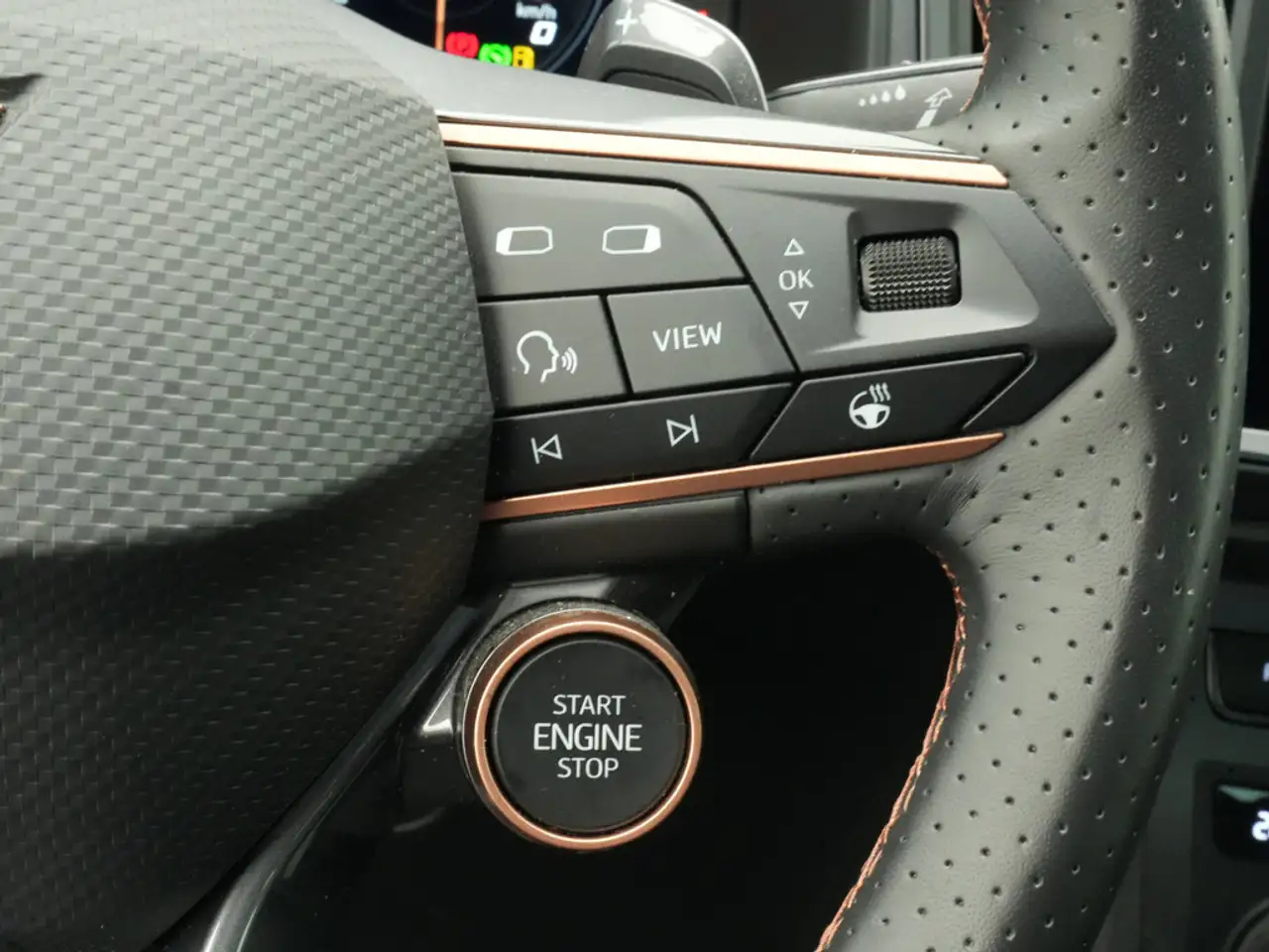 CUPRA Ateca VIRT CARPLAY ACC AHK NAVI KAM SHZ LED — Galerie du véhicule 19