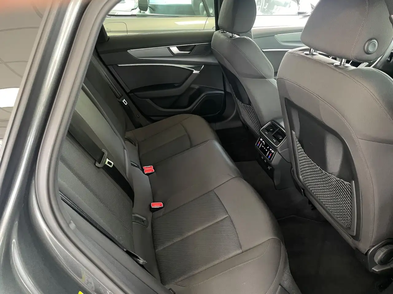 Audi A6 Avant 45 TFSI/GAS LPG Quattro S line*HeadUp* — Galería del vehículo 33