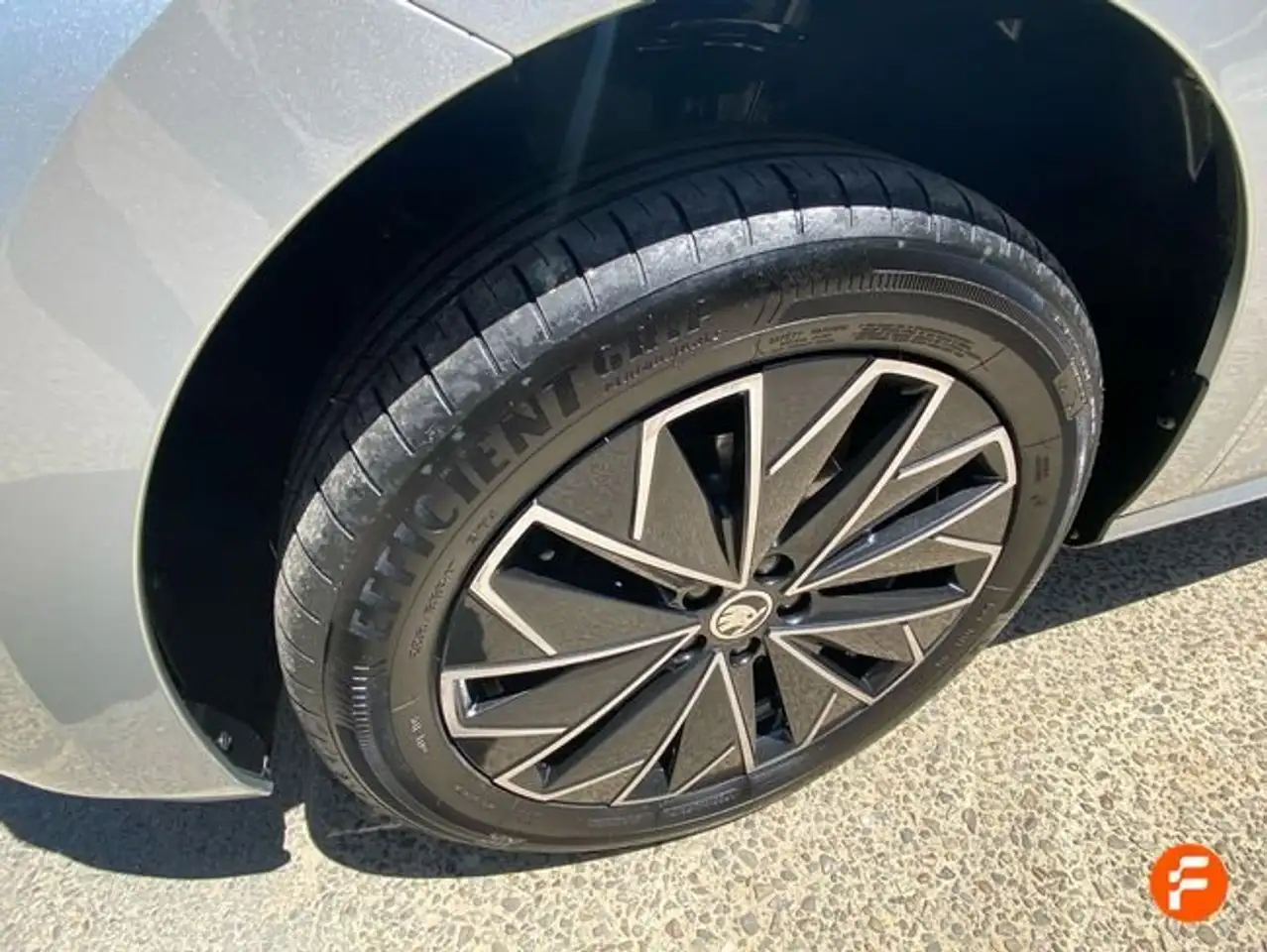 Skoda Kamiq 1.0 TSI Monte Carlo DSG7 85kW — Vehicle gallery 18