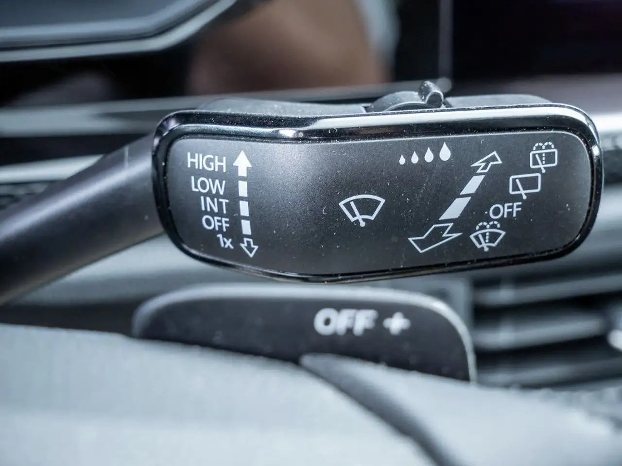 Volkswagen Polo 1.0 TSI DSG Life Klima Navi LED PDC — Galerie du véhicule 18