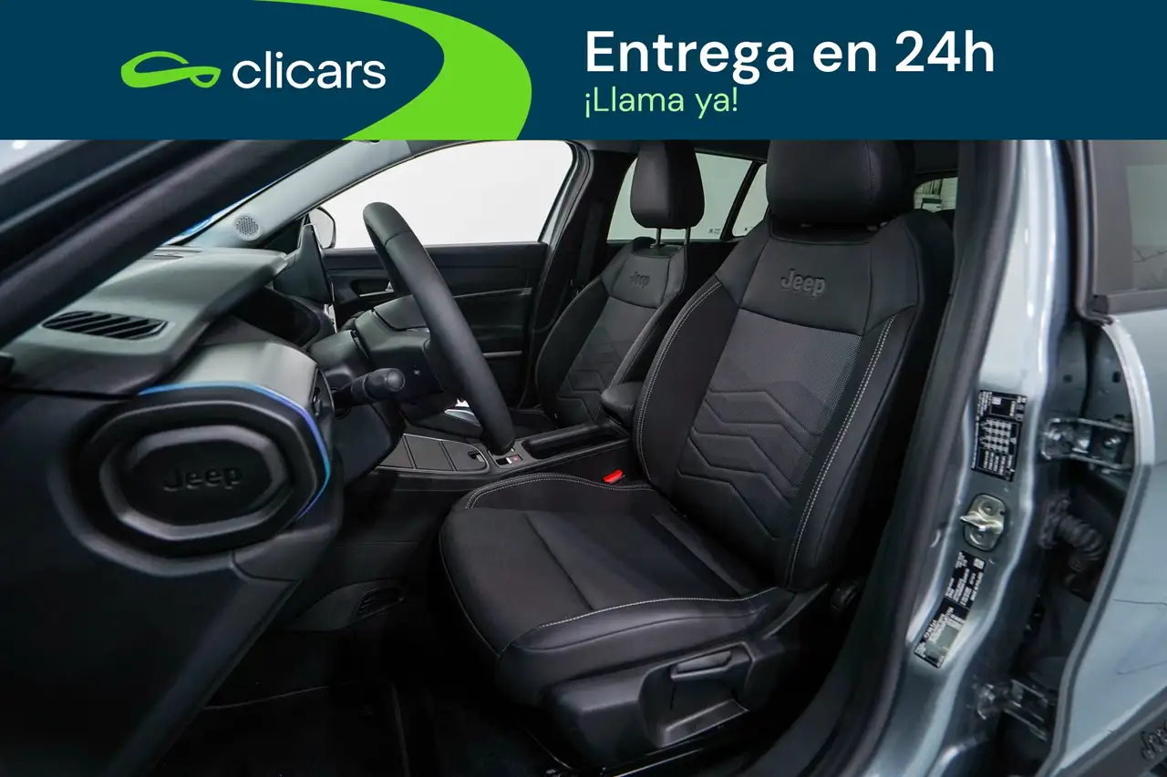 Jeep Avenger BEV Summit 115KW 54Kwh — Galería del vehículo 15