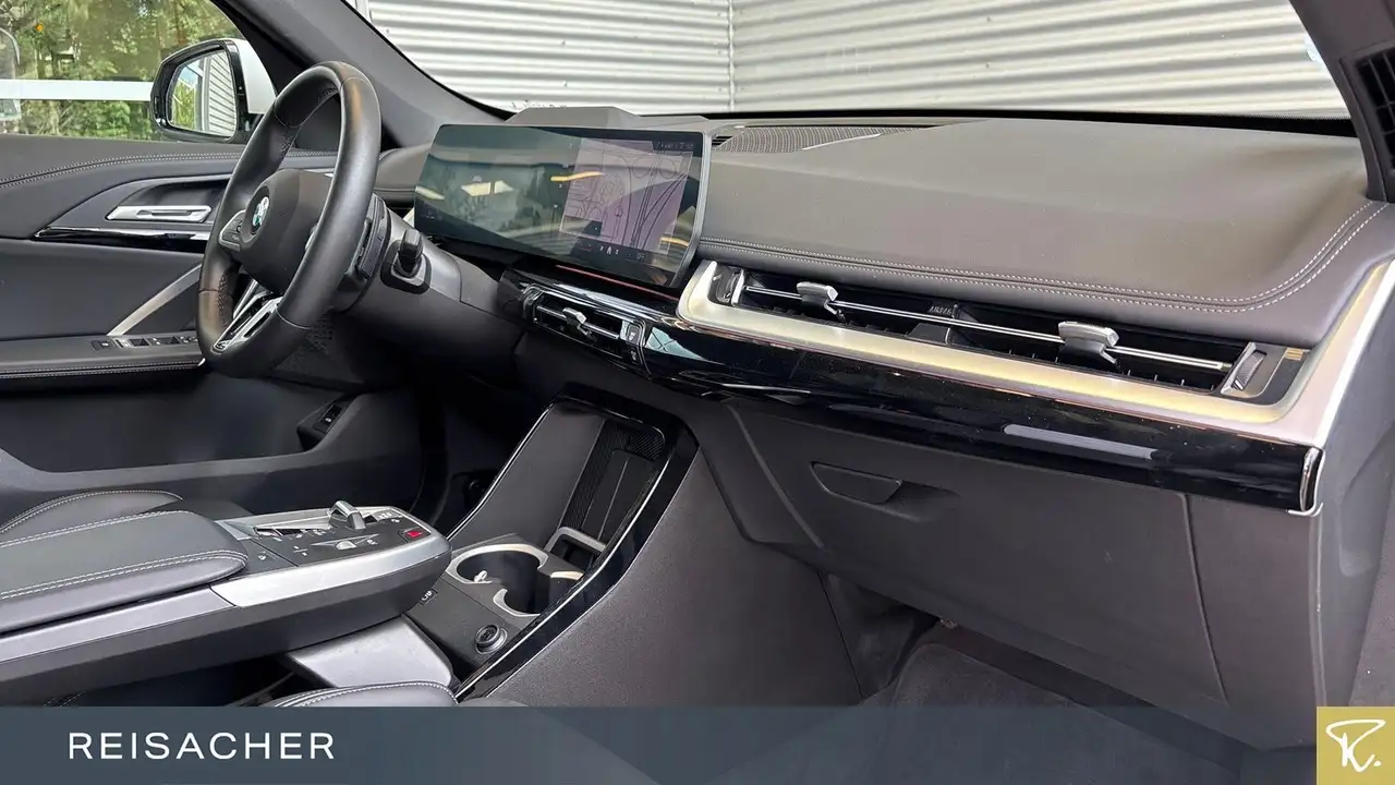 BMW X1 sDrive20i A M-Sport PRO,Pano,DA+ LM20",HUD — Galerie du véhicule 14