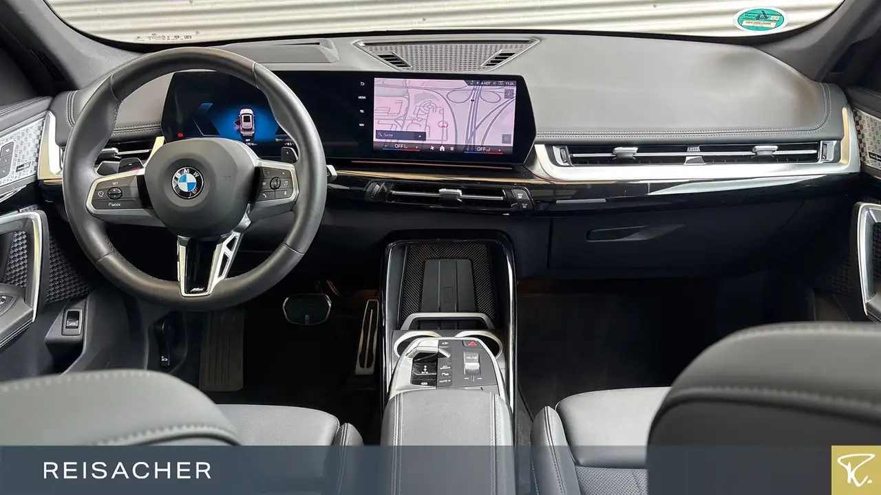 BMW X1 sDrive20i A M-Sport PRO,Pano,DA+ LM20",HUD — Galerie du véhicule 6