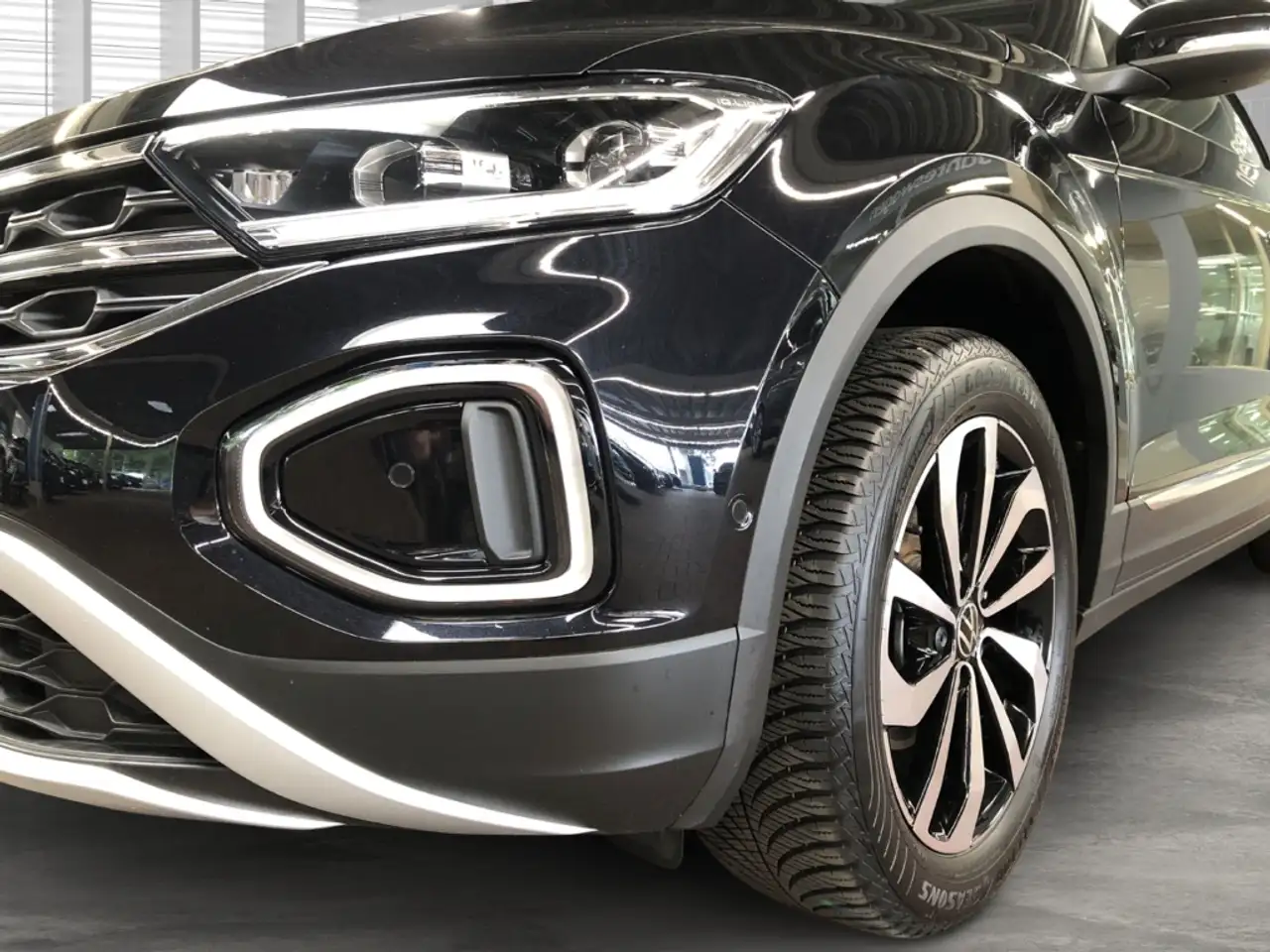 Volkswagen T-Roc Cabriolet Style 1.0 TSI Navi Digitales Cockpit LED — Galerie du véhicule 4