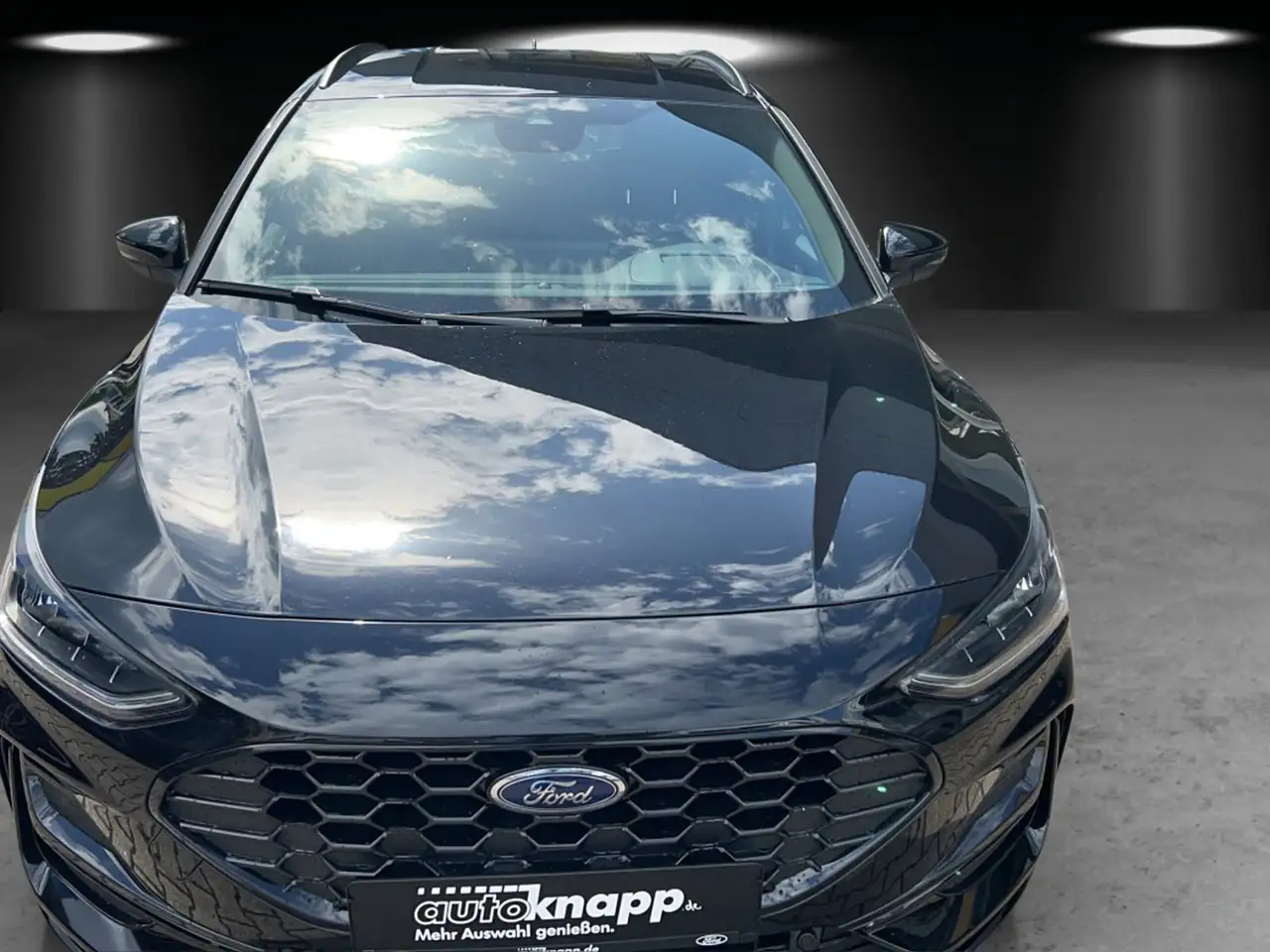 Ford Focus 1.0 ST-Line X Aut./LED/ACC/KAMERA/HUD/NAVI — Galería del vehículo 16