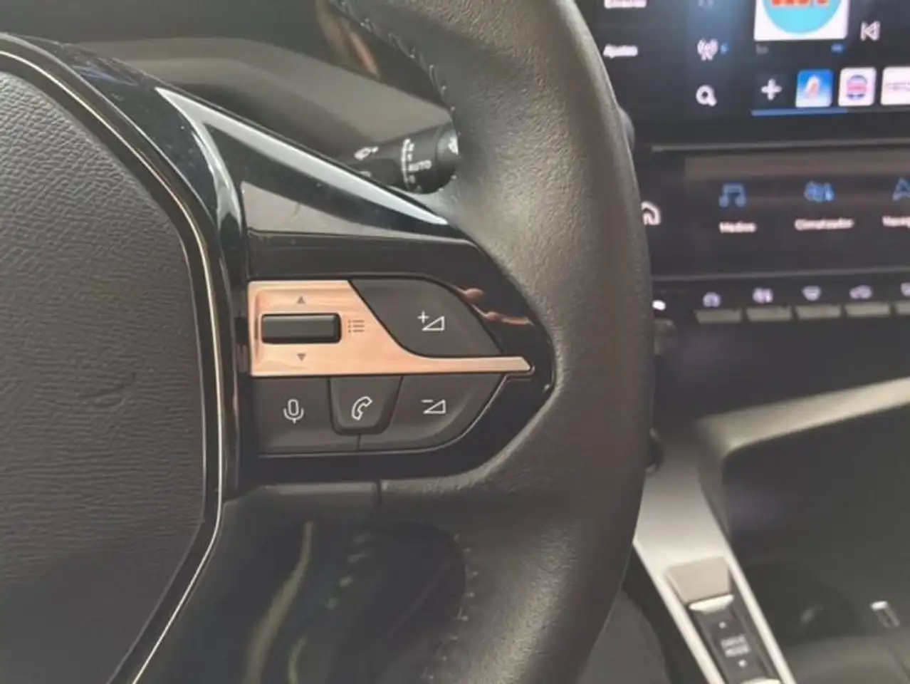 Peugeot 308 1.2 PureTech S&S Allure 130 — معرض صور السيارة 20