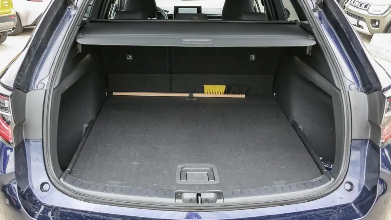 Suzuki Swace SWACE Comfort LED/SHZ/LHZ/ HYBRID — Vehicle gallery 6