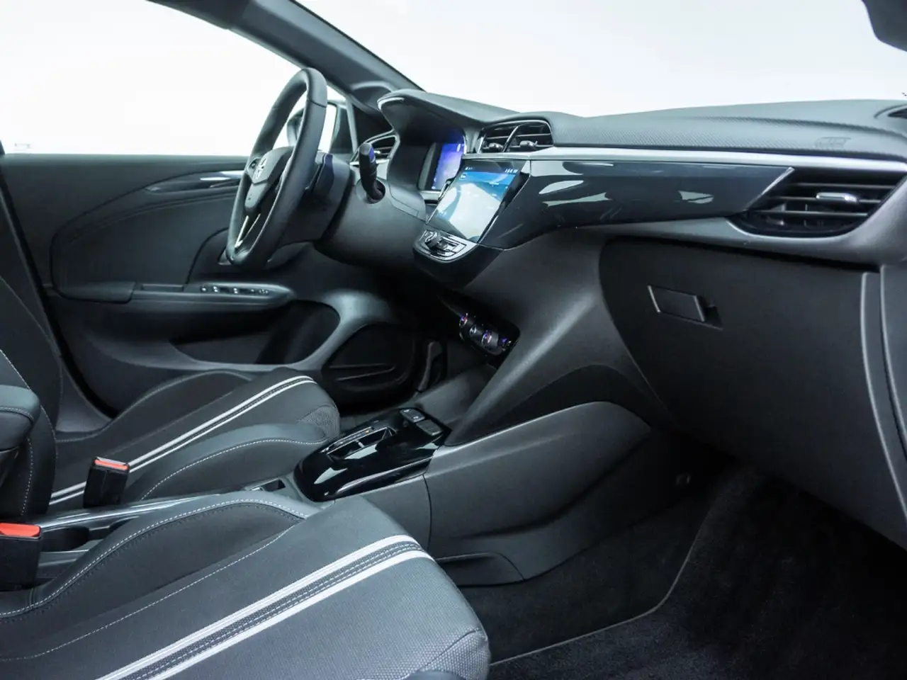 Opel Corsa F GS Allwetter Carplay PDC LED Kamera (76) — Galería del vehículo 14