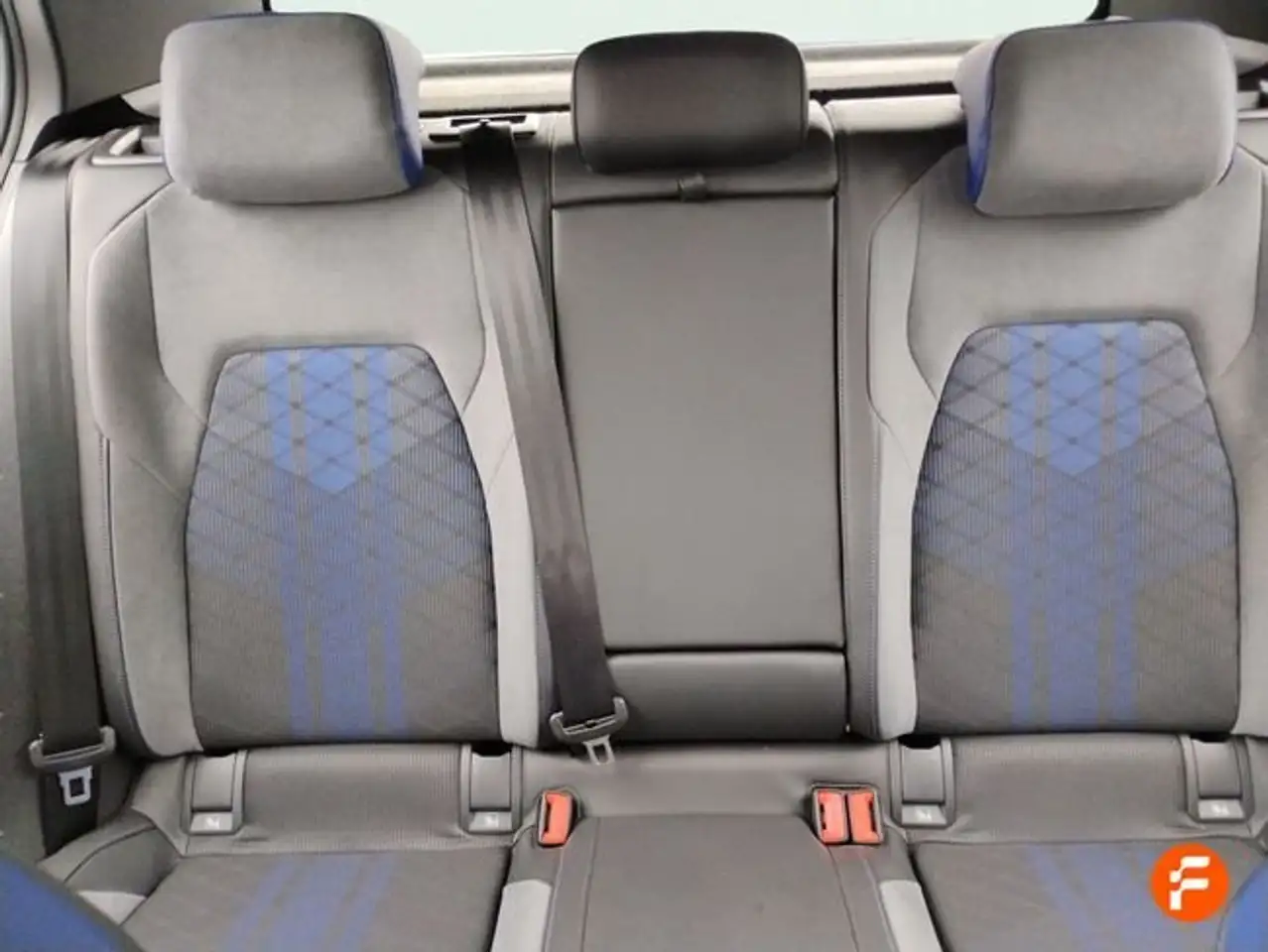 Volkswagen Golf R 2.0 TSI 235kW (320CV) 4Motion DSG — معرض صور السيارة 16