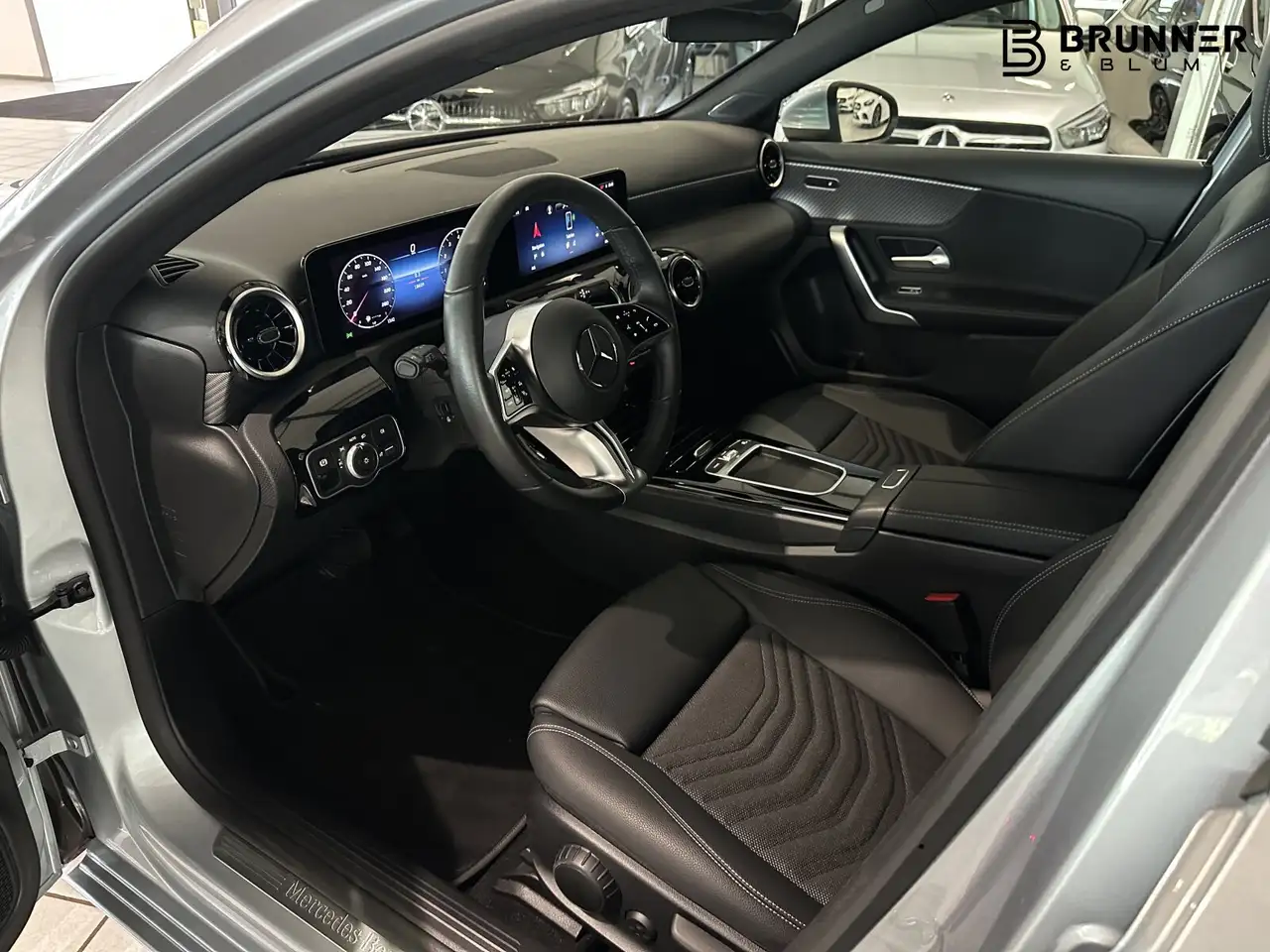Mercedes-Benz A 180 A 180 Progressiv/Sitzhzg/LED/Kamera/CarPlay/MBUX — Vehicle gallery 10