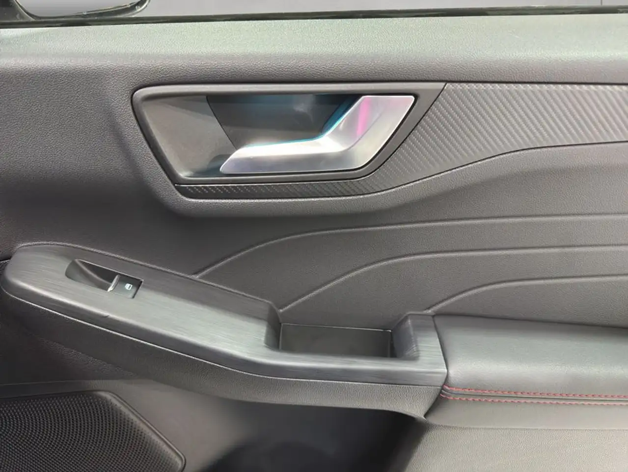 Ford Kuga 1.5 EcoBoost ST-LINE X *FACELIFT* — Vehicle gallery 19