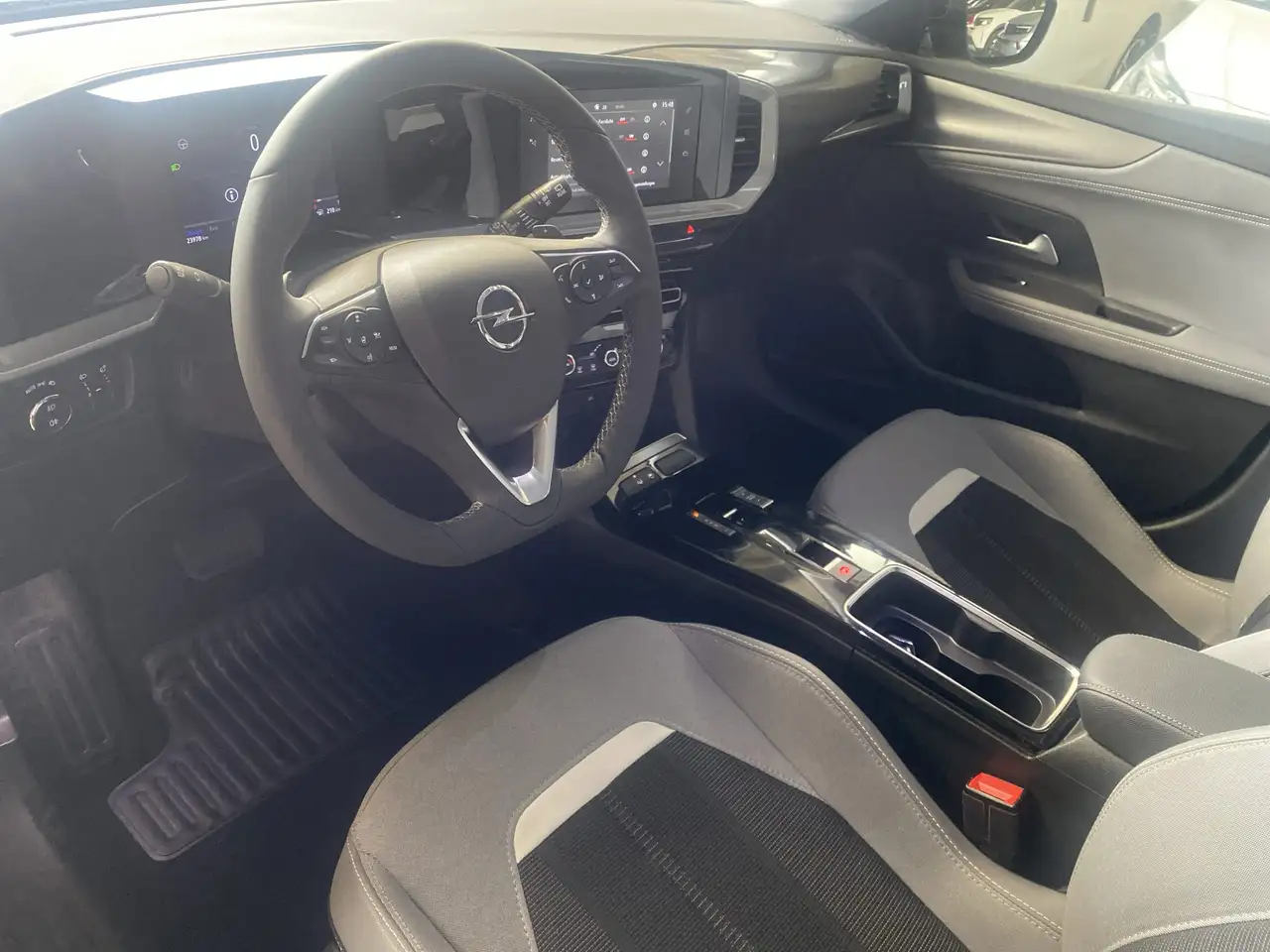 Opel Mokka 1.2 Elegance Winterpaket*LED*Klimaautomatik — معرض صور السيارة 8