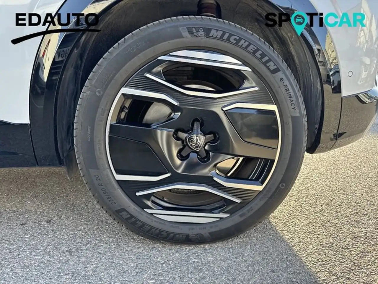 Peugeot 3008 Eléctrico GT 157kW — Vehicle gallery 11