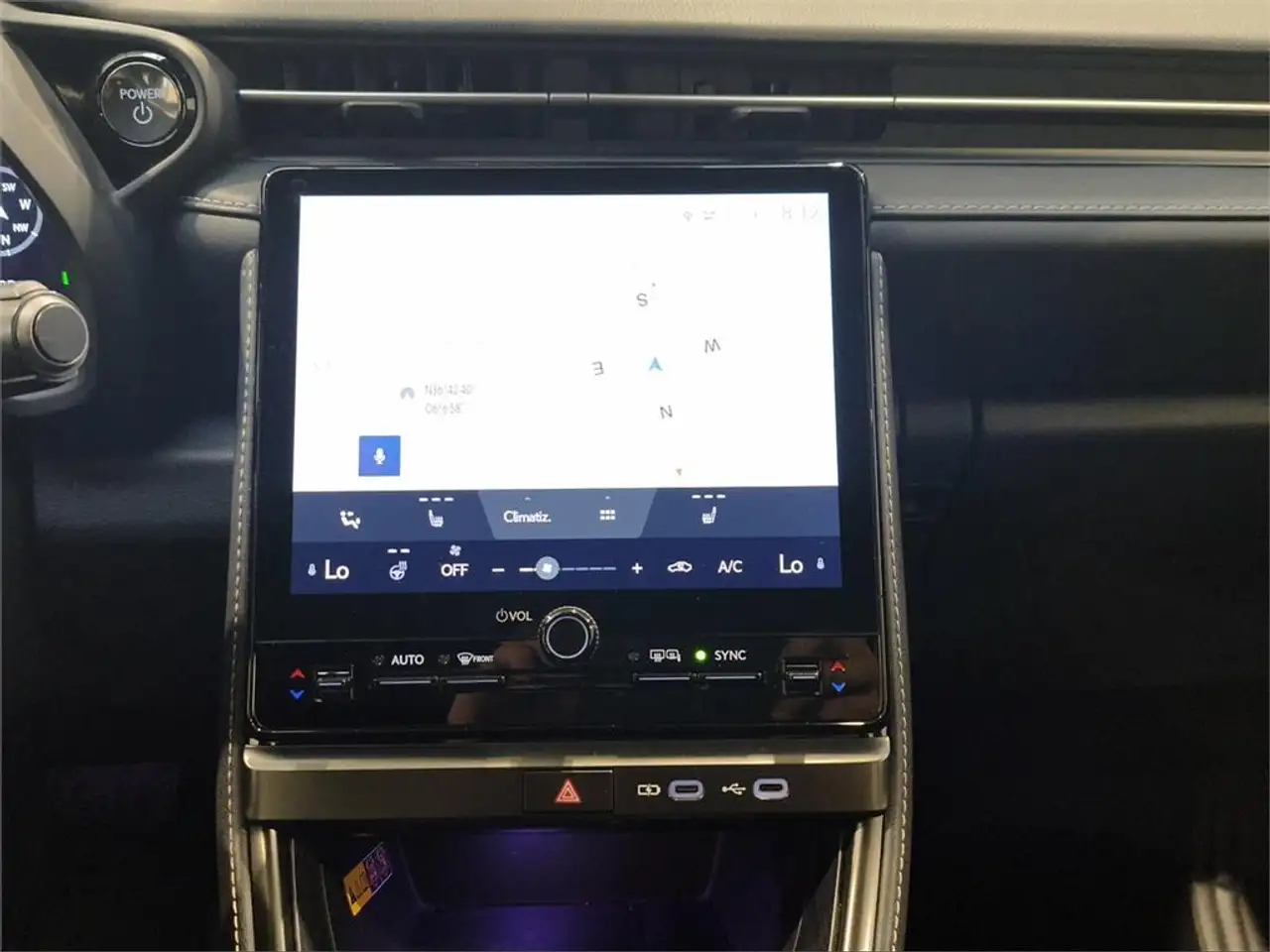 Lexus LBX 1.5 136cv HEV Relax — معرض صور السيارة 15