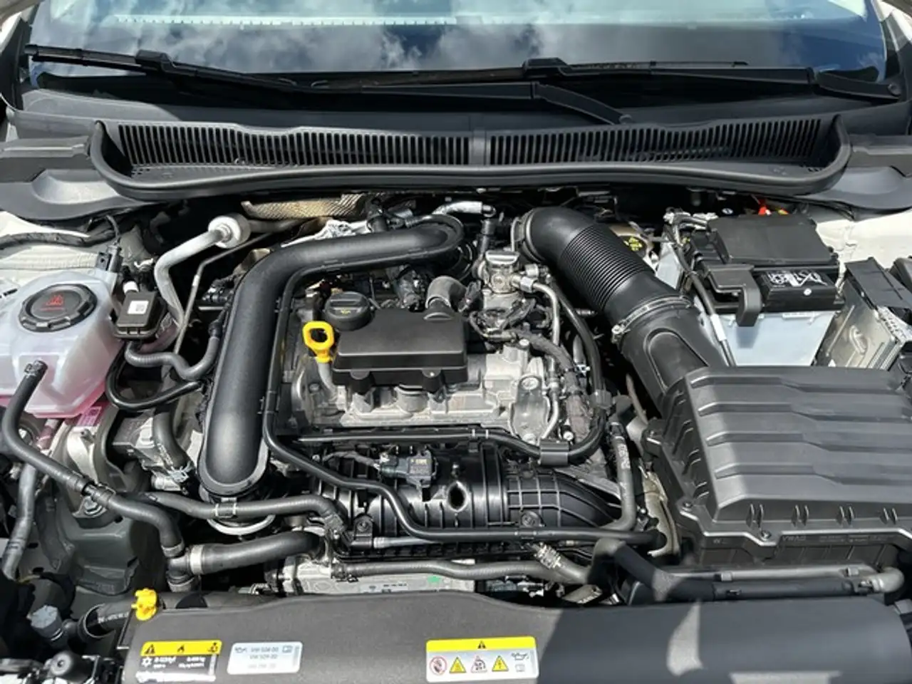 Volkswagen Taigo Life 1.0 TSI*LED*APP CONNECT*SHZ* — معرض صور السيارة 10
