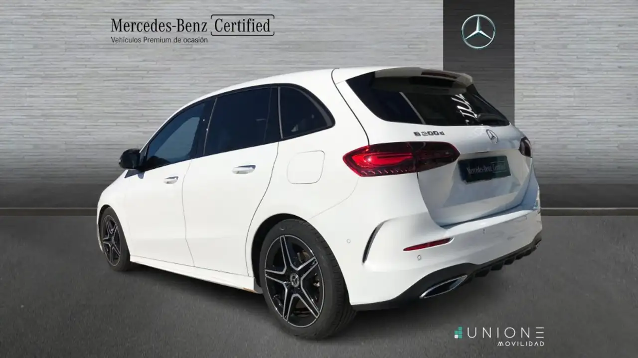 Mercedes-Benz B 200 200d — معرض صور السيارة 4