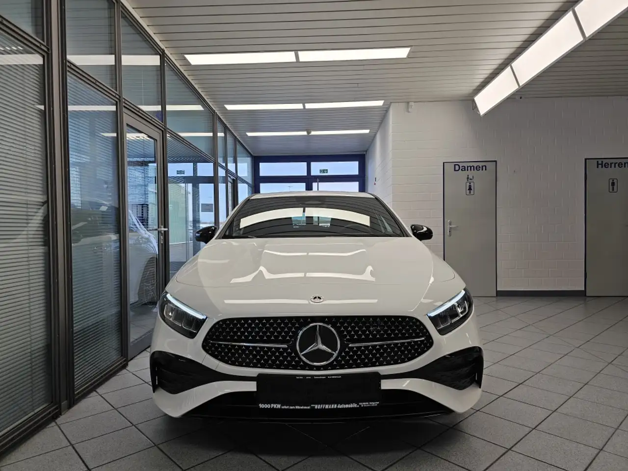 Mercedes-Benz A 250 AMG Advanced Plus Navi,High-LED,Kamera — Vehicle gallery 39
