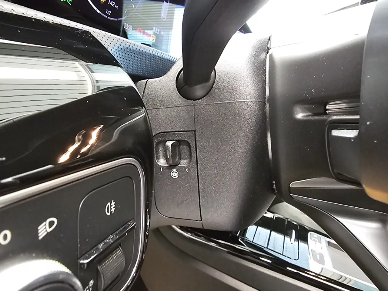 Mercedes-Benz A 250 AMG Advanced Plus Navi,High-LED,Kamera — Vehicle gallery 34