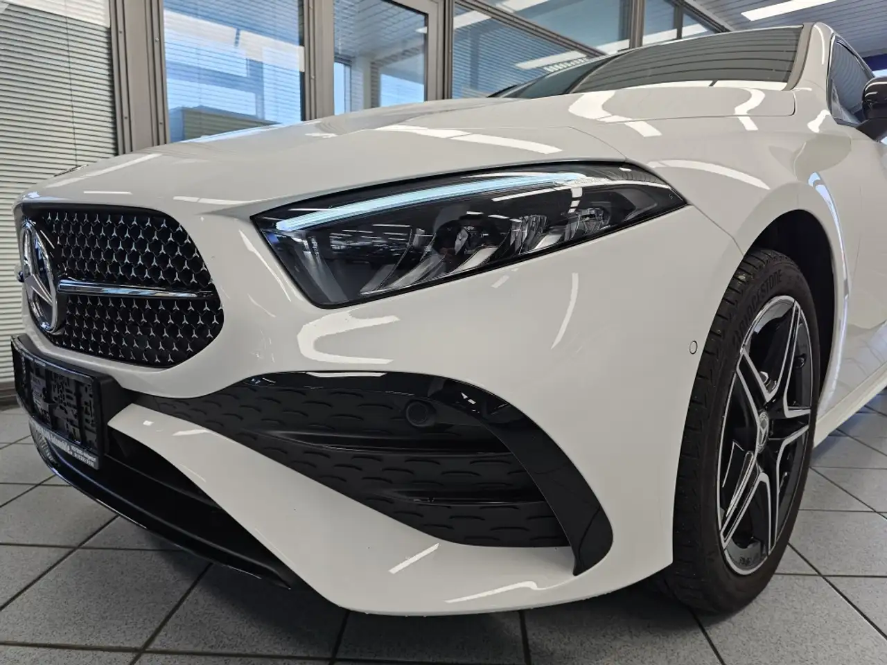 Mercedes-Benz A 250 AMG Advanced Plus Navi,High-LED,Kamera — Vehicle gallery 38