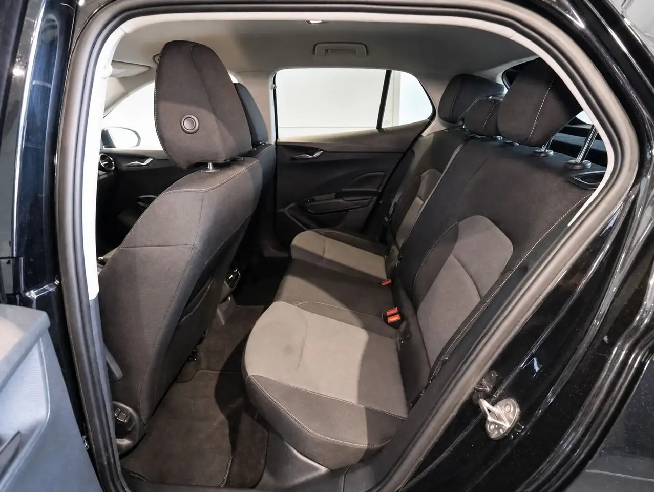 Skoda Fabia 1.0 TSI Drive Park&Go+WinterPlus+++ — Galerie du véhicule 13