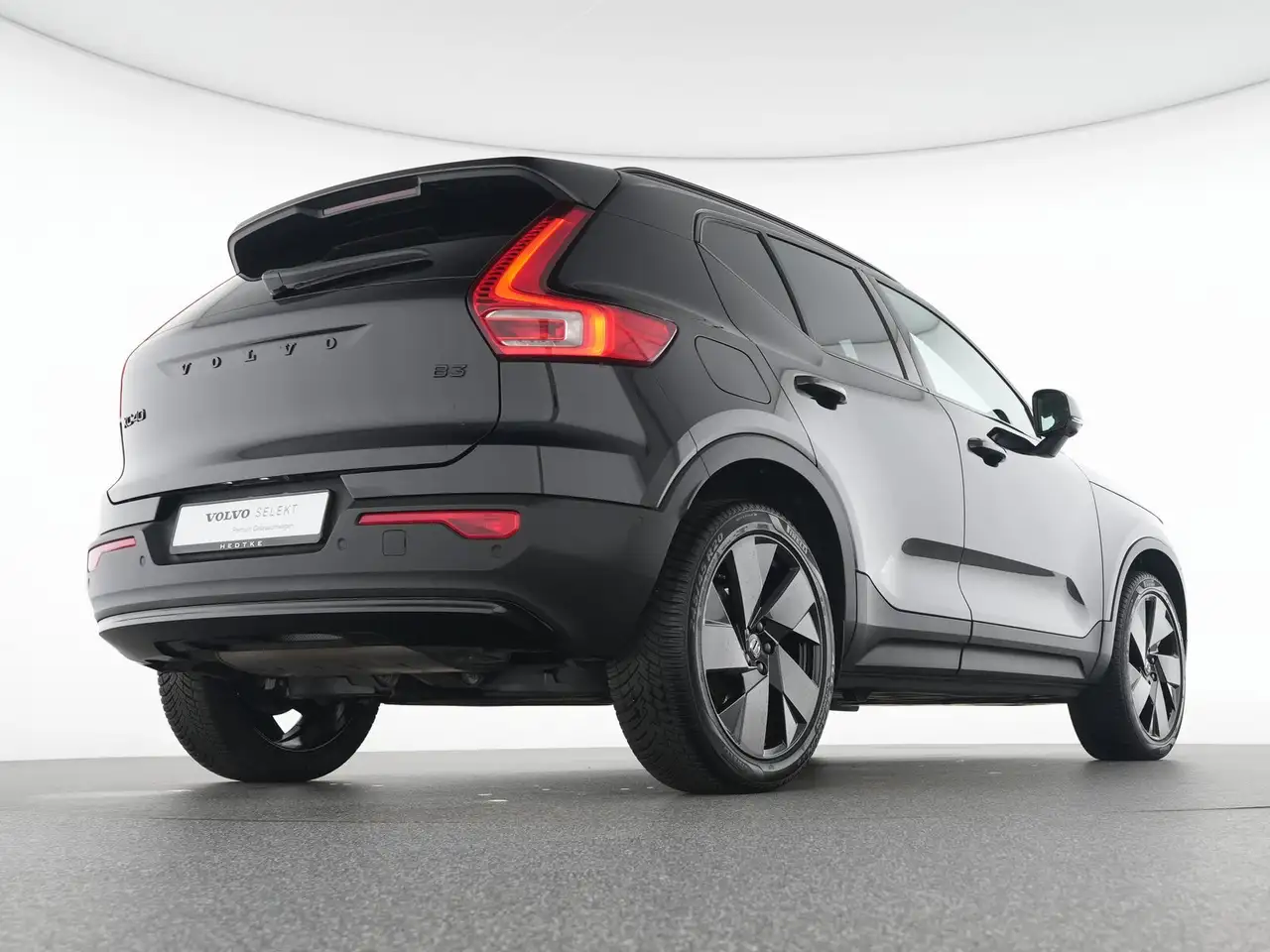 Volvo XC40 B3 Plus Black Edition ACC*360°20"*H&K-SOUND — Galerie du véhicule 8