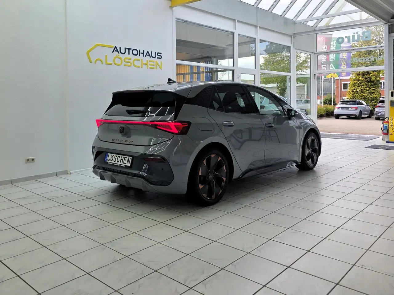 CUPRA Born 150 kW Edition Dynamic Navi ACC Dinamica — Galería del vehículo 7