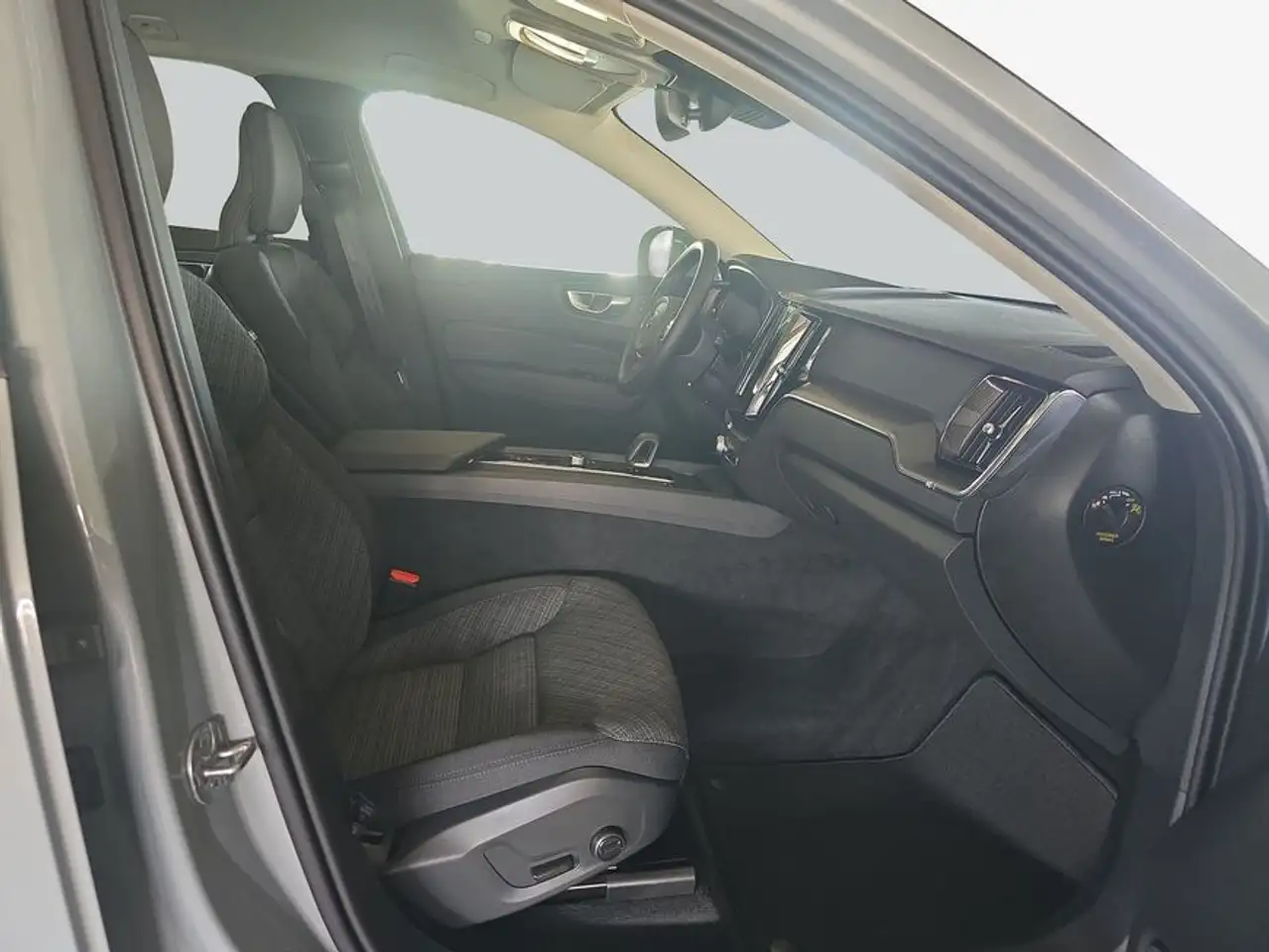 Volvo XC60 XC60 B5 B AWD Core — Galerie du véhicule 8