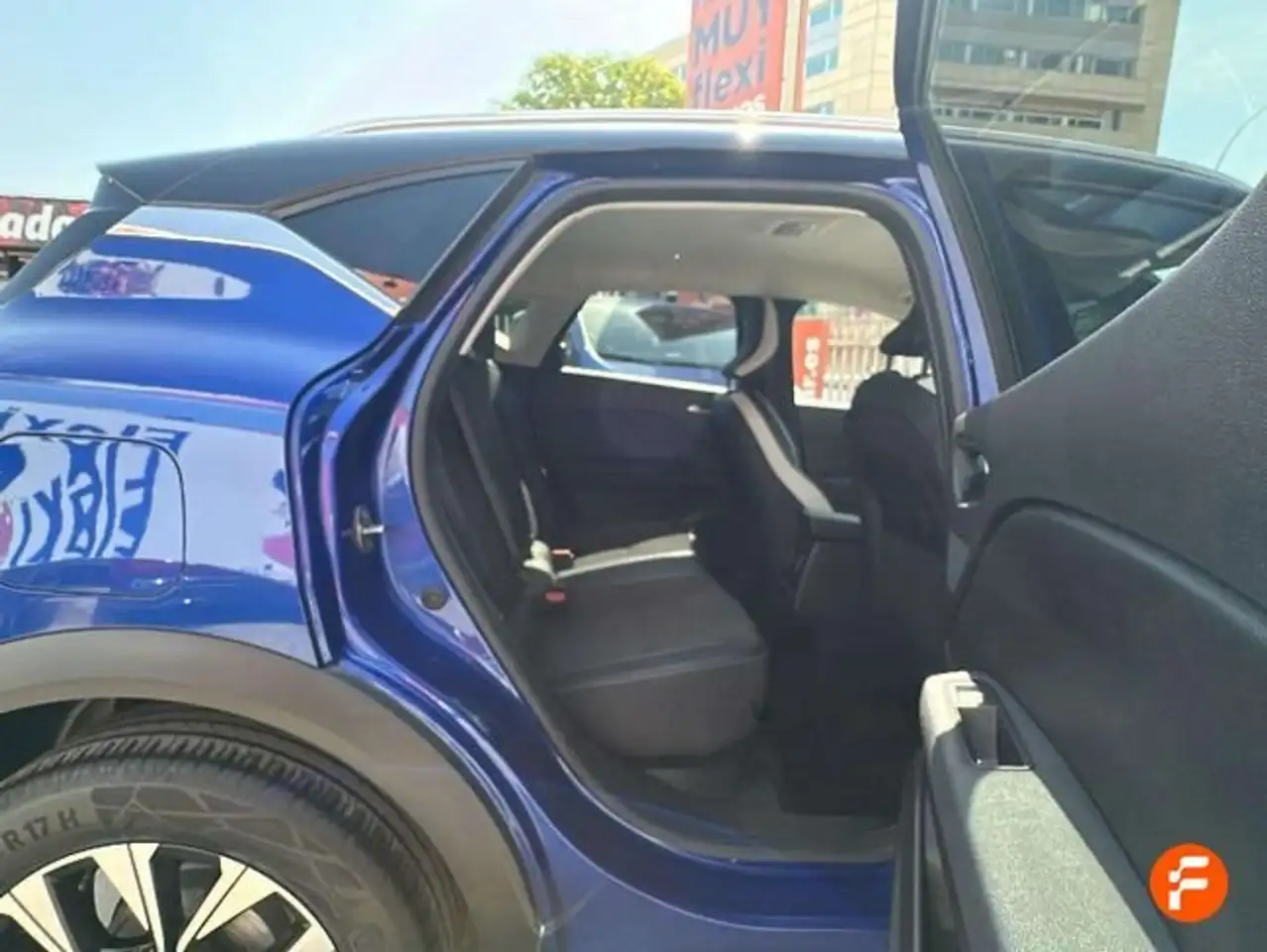 Renault Captur TCe Evolution 67kW — معرض صور السيارة 15