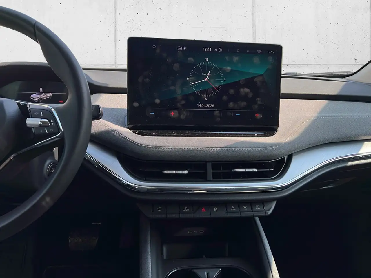 Skoda Enyaq iV 50 Loft KLIMA PDC KAMERA LED NAVI — معرض صور السيارة 16