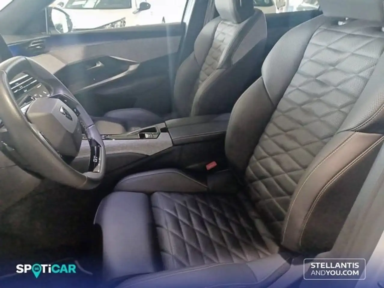 Peugeot 3008 Eléctrico 157kW GT — معرض صور السيارة 9