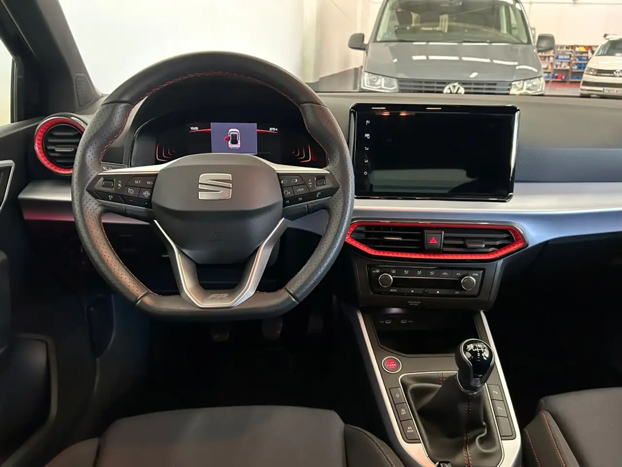 SEAT Arona 1.0 TSI S&S FR XM 115 — معرض صور السيارة 6